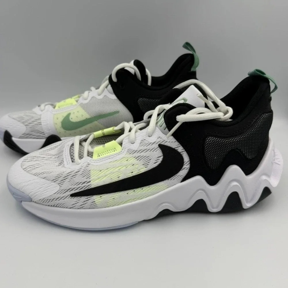 Nike Giannis Immortality 2 GS 7Y Basketball Shoes White Barely Volt NWOB DQ1943